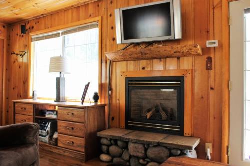 Sugar Bear Cottage - image 10