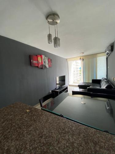 HERMOSO APARTAMENTO EN EL MALECON BARRANQUILLA