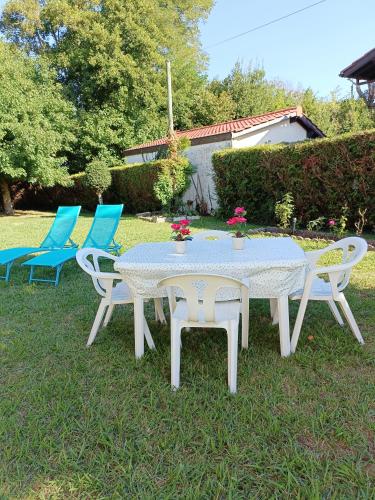 ANGLET T2 43 m2 ds VILLA 4 pers terrasse jardin parking tt confort limite BIARRITZ Pays Basque - Location saisonnière - Anglet