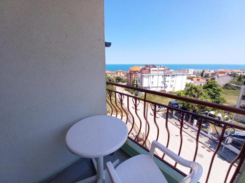 Erkély/terasz, Family Hotel Amore in Byala