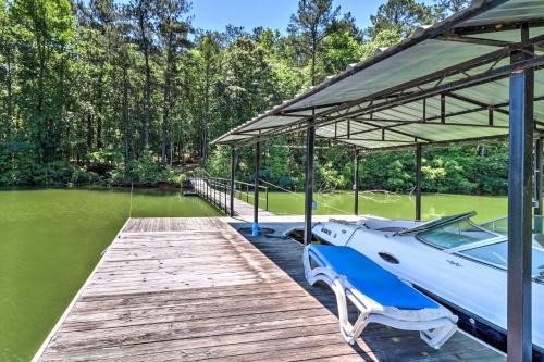 Waterfront West Point Lake Cabin with Private Dock! - image 8