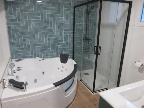 Belice, excepcional apartamento con Jacuzzi, Punta Umbría (Foto 3)