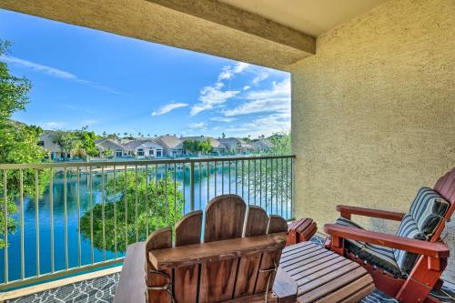 Pool, Lake and Mtn Views! Snowbird Gem in Phoenix in 阿瓦圖基