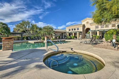 Pool, Lake and Mtn Views! Snowbird Gem in Phoenix in 阿瓦圖基