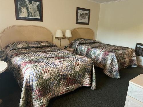 Standard Double Room with Two Double Beds