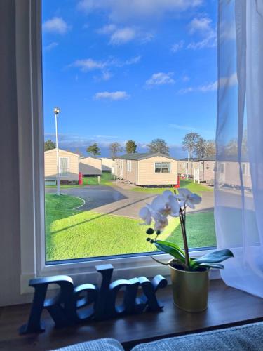 Lovely 3 bedroom holiday home in Seton Sand caravan park Wi-Fi Xbox