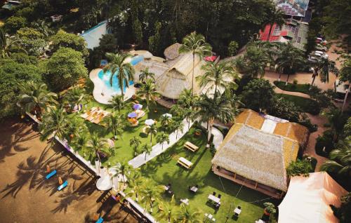 ทัศนียภาพ, Bahia del Sol Beach front Boutique Hotel in พอเทรโร่