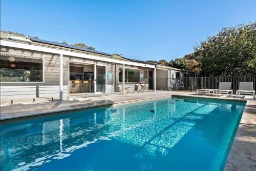 Archies - private coastal sanctuary, perfect for familes, linen included