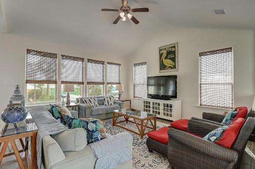 Sun Shiner Beach House RS109 in Port Aransas, USA