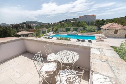Two-Bedroom Apartment Standard room in Apartments Villa Renata