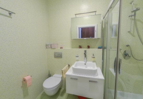 Two-Bedroom Apartment Standard image 2