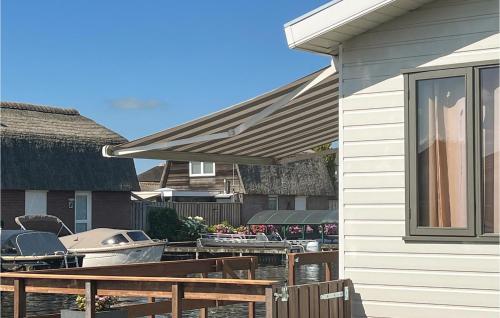 Nice home in Breukelen with WiFi and 2 Bedrooms - image 2