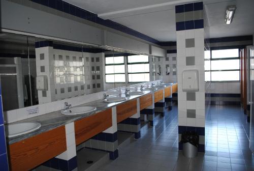 浴室, HI Castelo Branco - Pousada de Juventude in 布朗庫堡