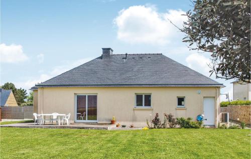 Amazing home in Landeda with 2 Bedrooms and WiFi gîte à louer Kermenguy