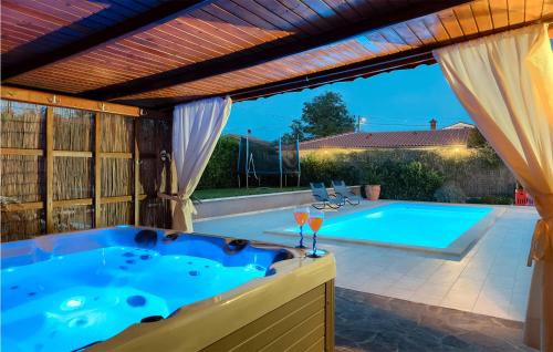 Cozy Home In Loborika With Heated Swimming Pool