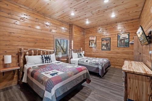 Five-Bedroom House image 10