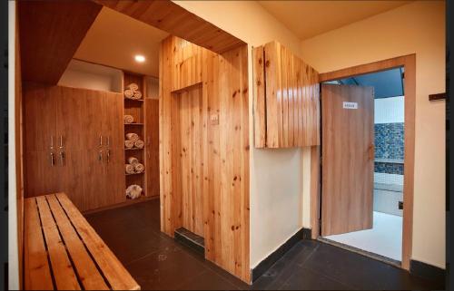 The Samrat Palace - Luxury Hotel in Kathmandu in Balaju Gongabu