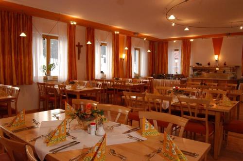 Banquet hall, Witikohof in Haidmuhle