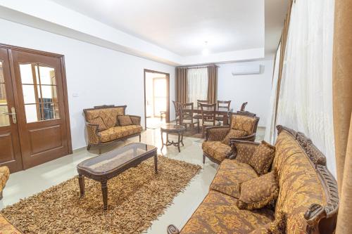 شقة مفروشة في شفا بدران عمان
