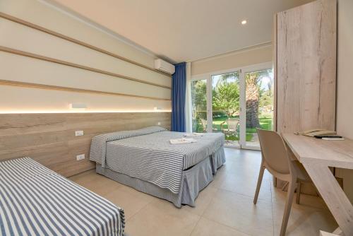 Deluxe Double or Twin Room with Garden View room in Hotel Villa Rodriguez