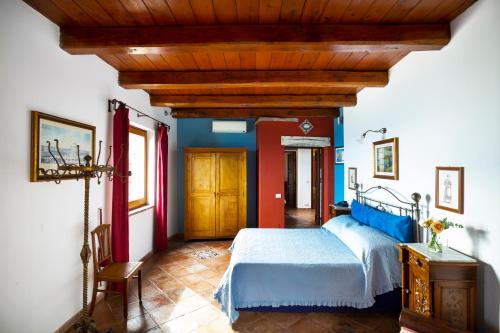 Suite with Sea View image 7