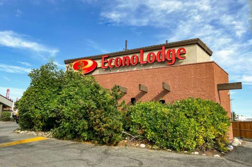 Econo Lodge Motel Village