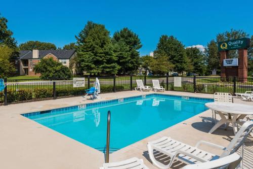 Quality Inn Gallatin-Nashville Metro - image 6