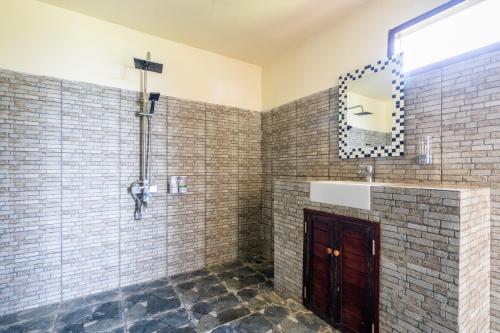 Standard Room 1 image 10