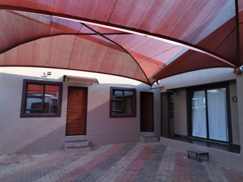 Sunset View Palace Guest House in Mabopane