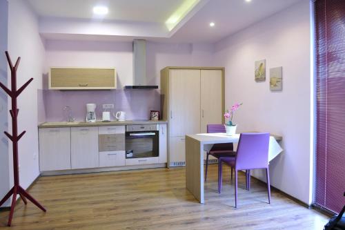 Joan Apartments & Spa, Skopje (photo 4)