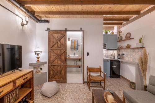 Stoa Kairi Loft B, Athens
