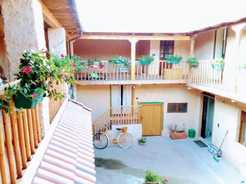 Casa Las Eras in San Martín del Camino