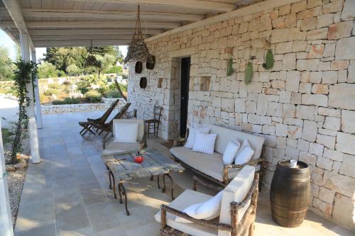 TRULLI TERRA DI MEZZO