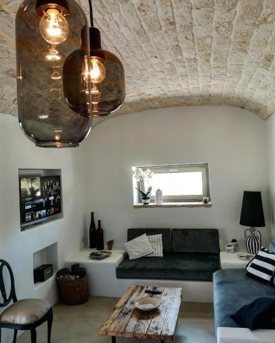 TRULLI TERRA DI MEZZO