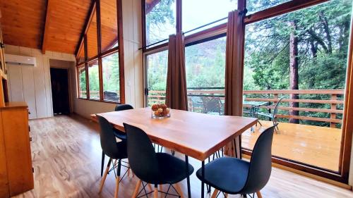 設施, Redwood Retreat, Mountains, Adventure and Nature in 波特維爾