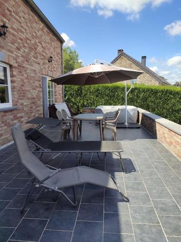 maison au bord du bois toute équipée avec jaccuzzi (maison au bord du bois toute equipee avec jaccuzzi) in 孔布蘭歐蓬