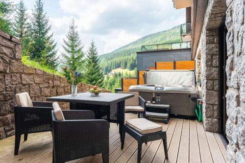 Apartment Adélka 104, private wellness - whirlpool, sauna, parking Spindleruv Mlyn