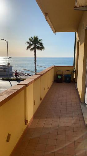  Carolina Apartments - I° Piano in Capo dʼOrlando
