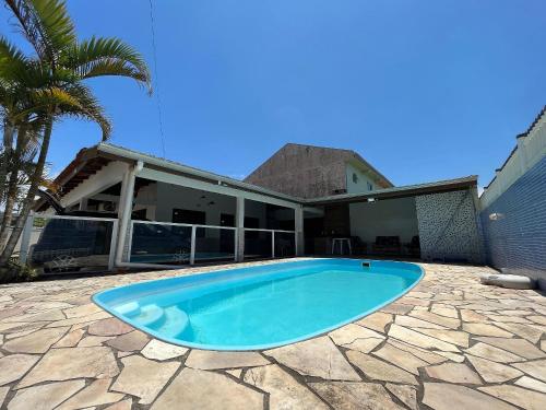 Casa próx. mar com piscina