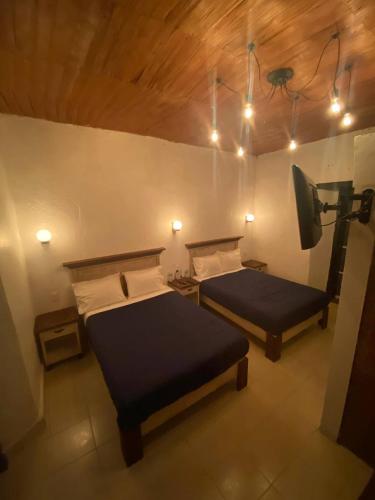 Cuarto Casa Alebrije in Valle de Bravo, Mexico