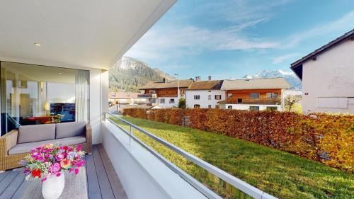 Spacious apartment with mountain view