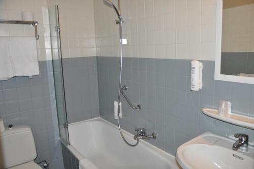 Small Standard Room image 6