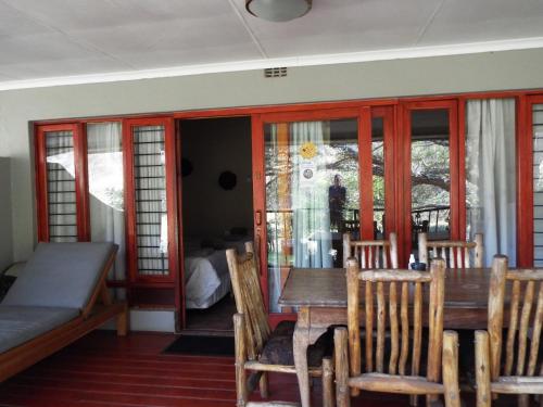 Rõdu/terrass, Aloes Country Inn in Waterval Boven