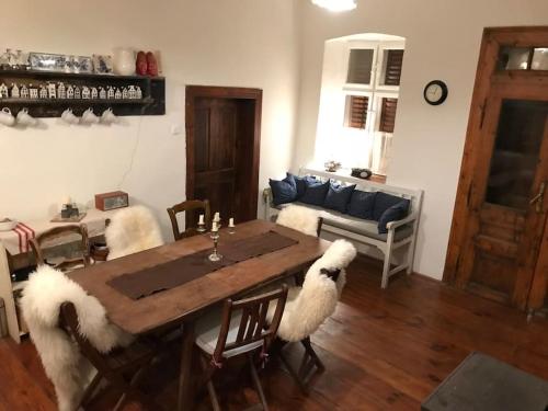 Feked Farmstay in Feked