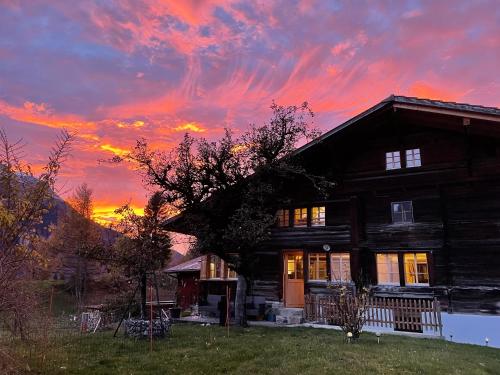 B&B Meiringen - Chalet Brünig - Bed and Breakfast Meiringen