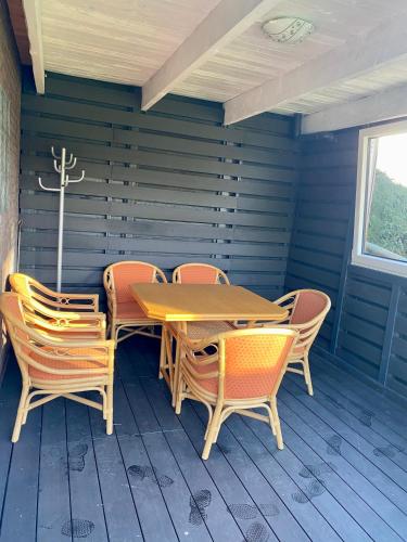 Balkon/teras, Ruheoase im Grünen - Komfortable Ferienwohnung am Wulfskamp, Westerstede (Ruheoase im Grunen - Komfortable Ferienwohnung am Wulfskamp, Westerstede) in Westerstede