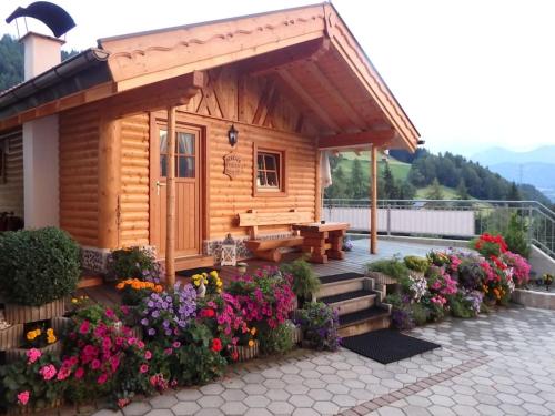 Siegi's Ferienhütte in Fendels, Österreich