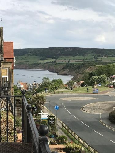 The Wayfarer, Robin Hoods Bay 4