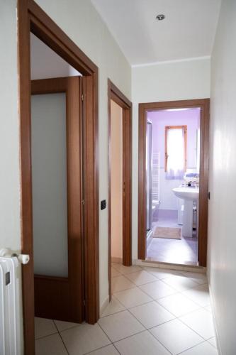 La casa di Emma, L'Aquila