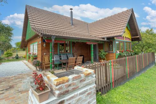 外部景觀, Kuća za odmor Žabina hiža (Kuca za odmor Zabina hiza) in 下斯圖比察